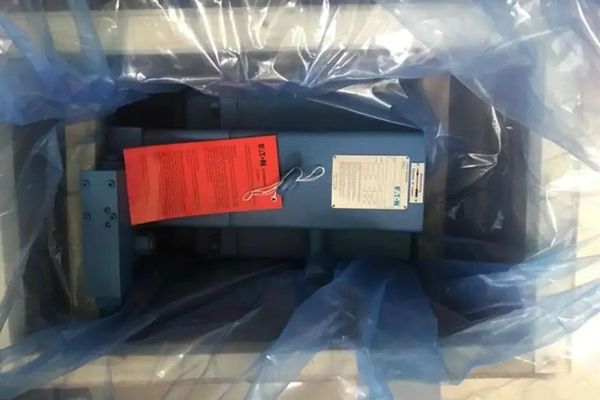 pvxs-130m04r01 ，伊頓威格士PVXS系列軸向柱塞泵
