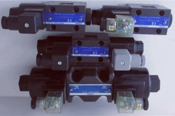 DSG-01，DSG-03，DSG-005系列油研電磁閥，YUKEN電磁換向閥